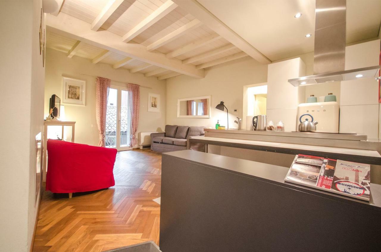 Azeglio Apartment, A Due Passi Da Piazza Maggiore Bolonya Dış mekan fotoğraf