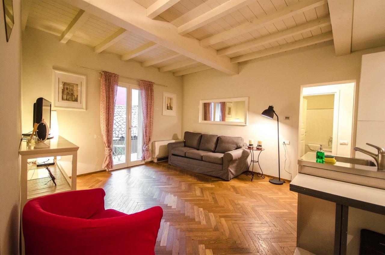 Azeglio Apartment, A Due Passi Da Piazza Maggiore Bolonya Dış mekan fotoğraf