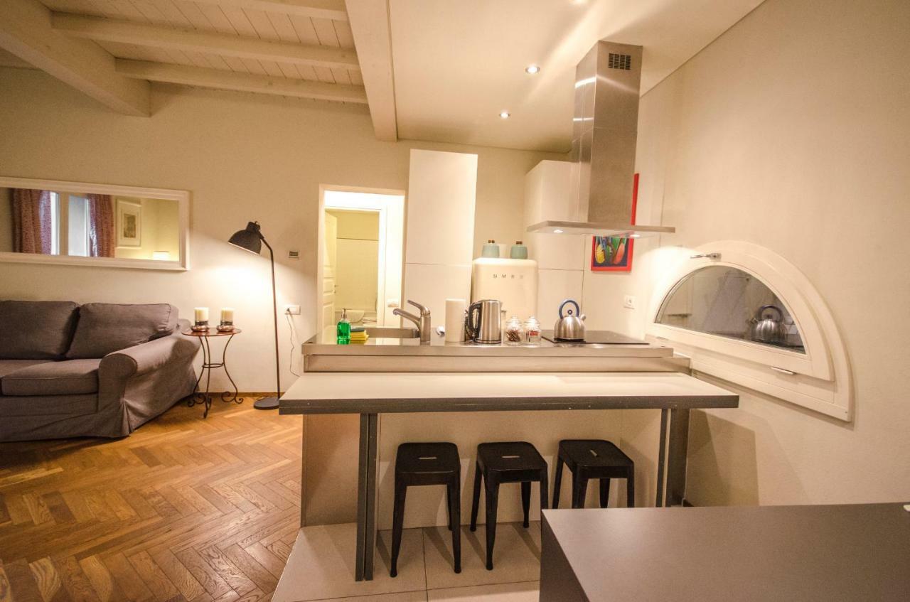 Azeglio Apartment, A Due Passi Da Piazza Maggiore Bolonya Dış mekan fotoğraf