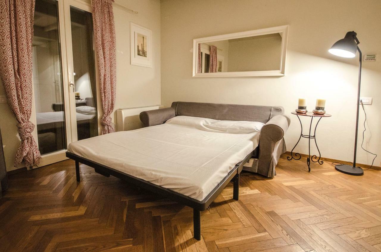 Azeglio Apartment, A Due Passi Da Piazza Maggiore Bolonya Dış mekan fotoğraf